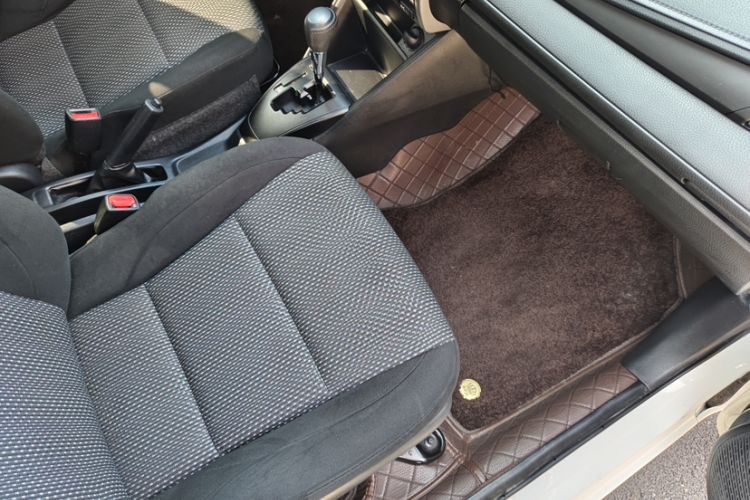 Used Toyota Vios 2019 1.5L CVT Innovation Edition Interior 9