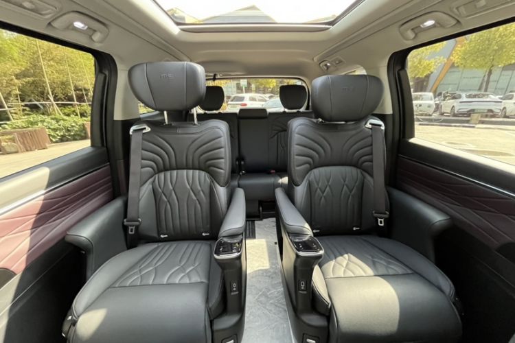 Used GAC Trumpchi M8 2024 Master Series 400T Prestige Edition Interior 12