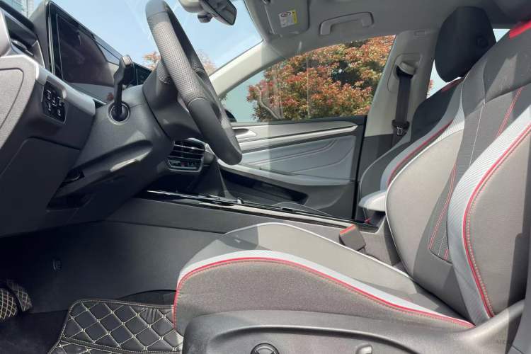 Used Volkswagen Lamando 2024 Lavida L 280TSI DSG Cool & Spicy Edition Interior 3