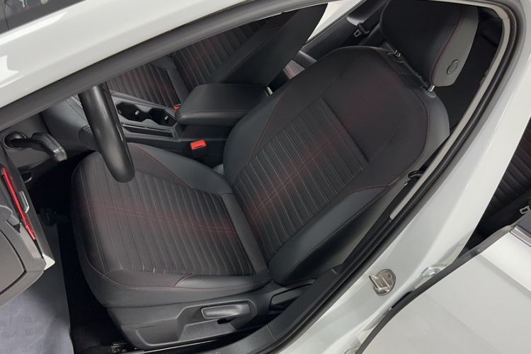 Used Volkswagen Lavida 2023 280TSI DSG Starry Sky Deluxe Edition Left Front Seat