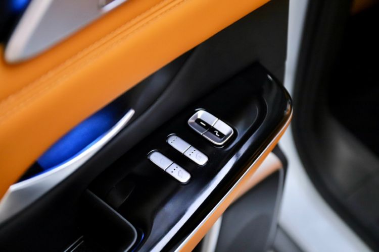 Used XPeng G9 2025 625 Long-Range Max Interior 13