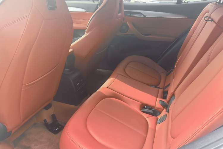 Used BMW X2 2021 sDrive25i Luxury Model with M Sport Package Interior 5