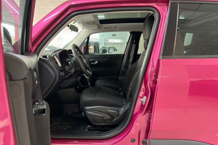 Used Jeep Renegade 2017 180T Automatic High-Energy Version