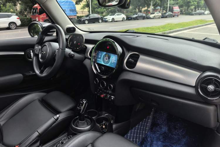 Used MINI MINI 2022 2.0T COOPER S Classic Edition
