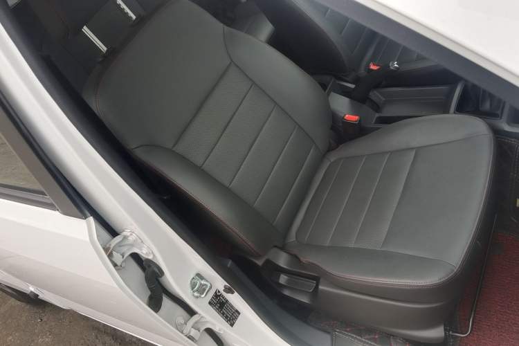 Used Wuling Zhengtu 2021 1.5L Adventure LAR