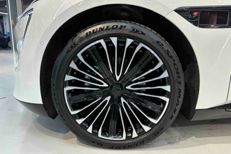 Used Avatr 12 2025 Year Updated Ultra Extended-Range Version