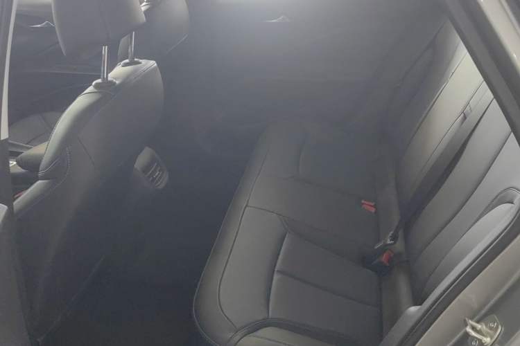 Used Buick Velite 6 2024 450km Comfort Edition PLUS Interior 1