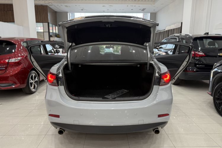 Used Mazda Atenza 2015 2.0L Blue Sky Luxury Edition