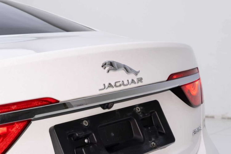 Used Jaguar XFL 2019 XFL 2.0T 200 PS Two-Wheel-Drive Elite Edition