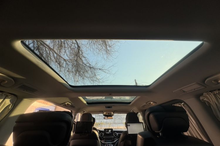 Used Mercedes-Benz V-Class 2017 V 260 Prestige Edition