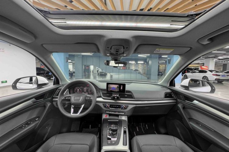 Used Audi Q5L 2018 45 TFSI Prestige Fashion Edition China V Emission Standard Interior 1