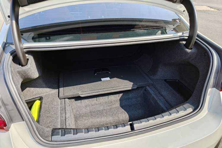 Used BMW i3 2022 eDrive 35 L