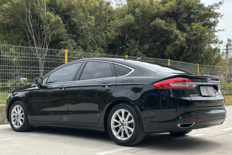 Used Ford Mondeo 2017 EcoBoost 180 Stylish Model Exterior 1