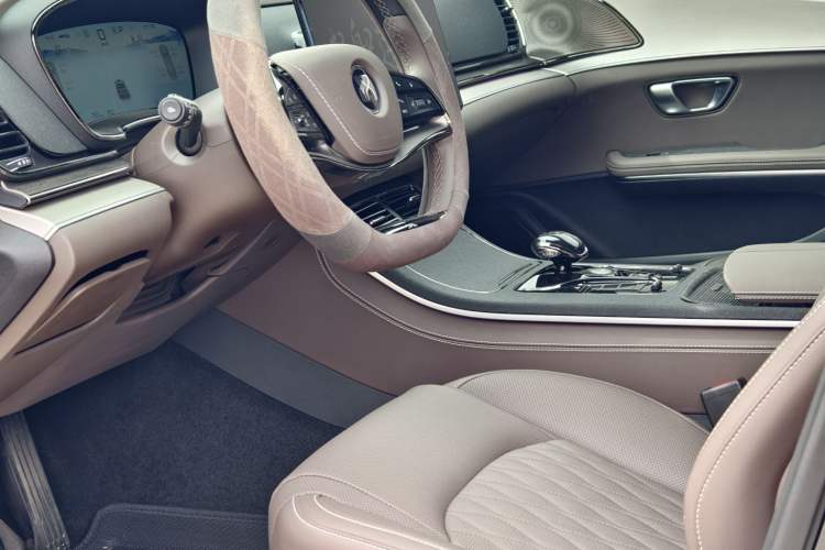 Used BYD Han 2025 DM-i 125KM Elite Model
