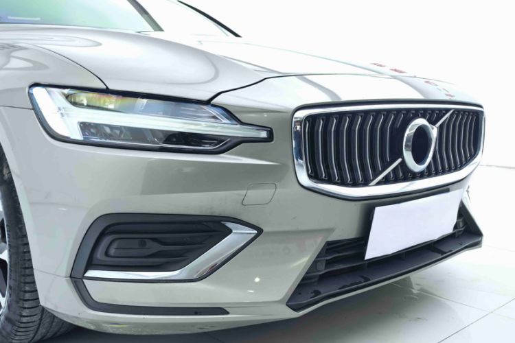 Used Volvo S60 2020 T4 Zhiyi Luxury Edition