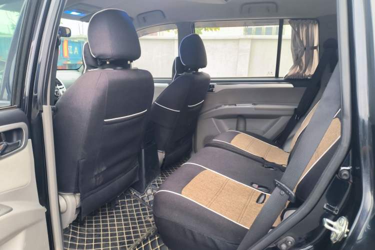 Used Mitsubishi Pajero Sport 2013 2.4L Manual Two-Wheel Drive Comfort Edition
