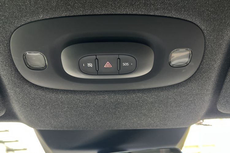 Used Xiaomi Auto SU7 2024 Rear-Drive Ultra-Long Range Advanced Pro-Level Intelligent Driving Version Interior 1