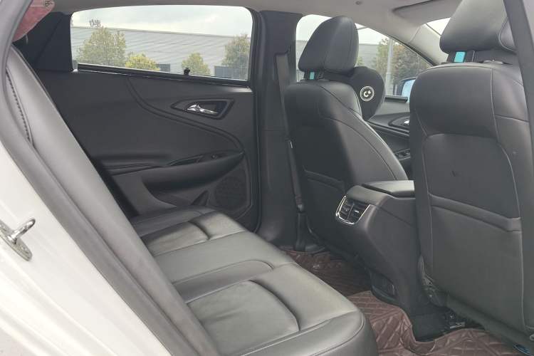 Used Chevrolet Malibu XL 2019 535T CVT Active Version Interior 12