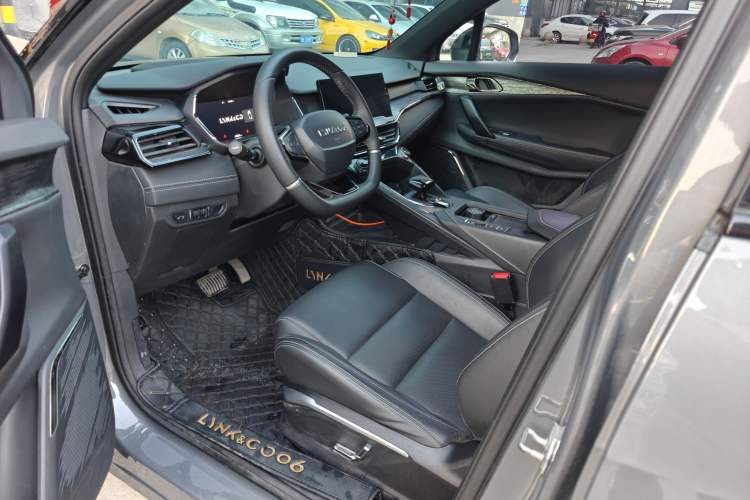 Used Lynk & Co 06 2020 1.5T JinPro model