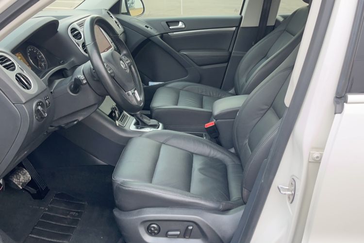 Used Volkswagen Tiguan L 2013 1.8TSI Automatic Two-Wheel Drive Luxury Model
