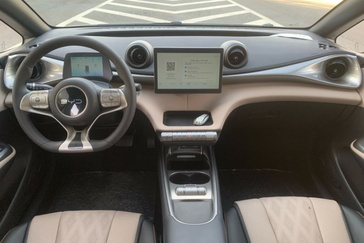 Used BYD Dolphin 2025 420km Active Version Interior 3