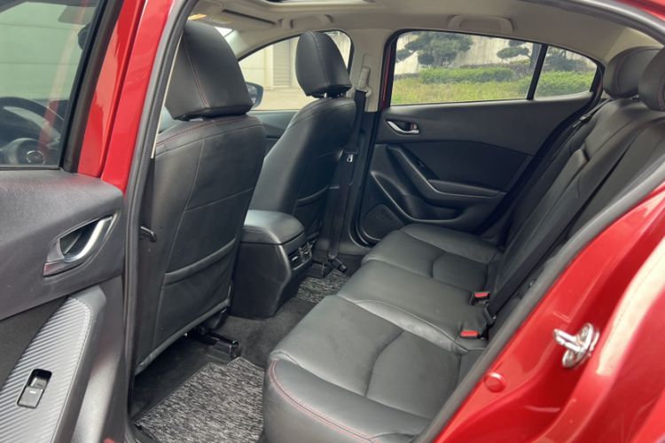 Used Mazda Mazda 3 Axela 2017 Sedan 1.5L Automatic Luxury Model Emission Standard China V