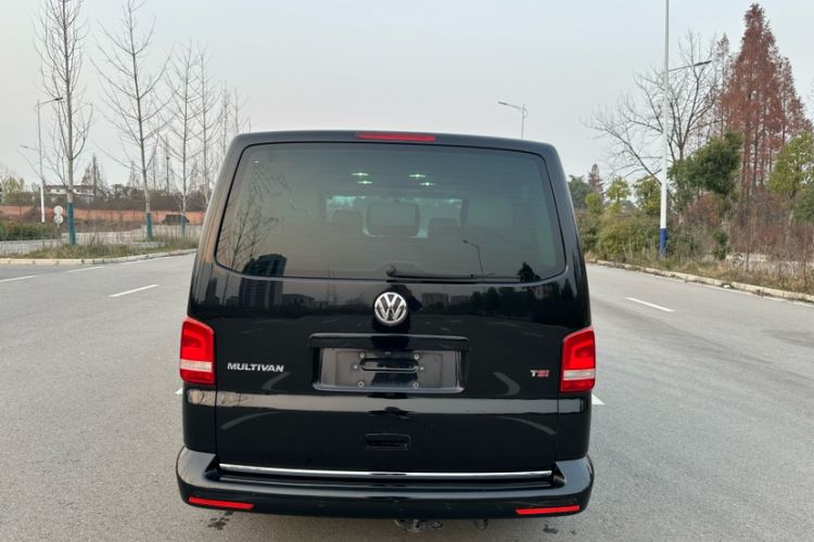 Used Volkswagen Multivan 2012 2.0 TSI Two-Wheel-Drive Luxury Edition
