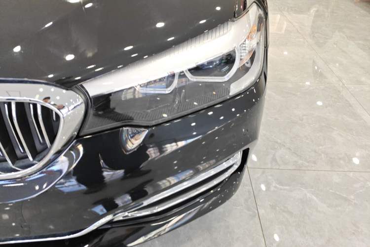 Used BMW 5 Series 2019 Facelifted 525Li Luxury Package