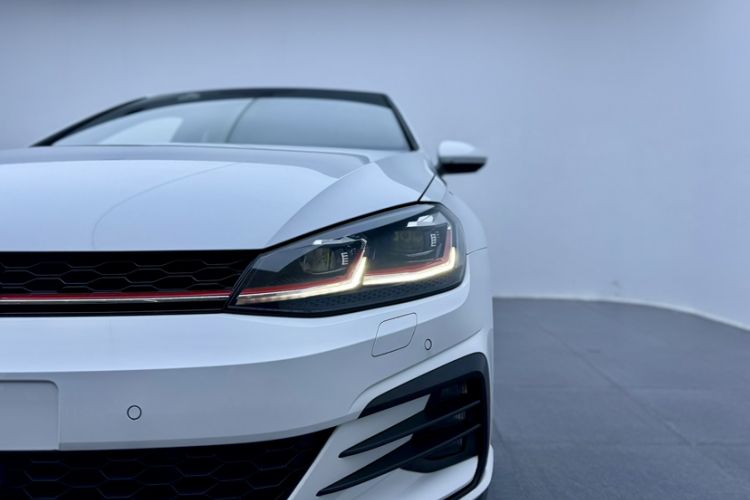 Used Volkswagen Golf GTI 2018 2.0 TSI GTI
