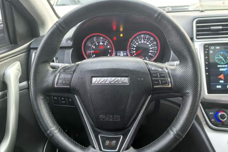 Used Haval H6 2015 Sport Edition 1.5T Automatic Two-Wheel Drive Luxury Model