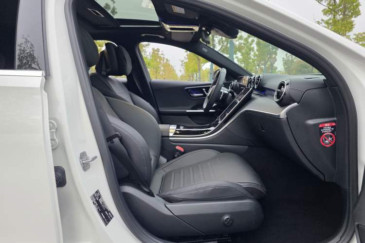 Used Mercedes-Benz C-Class 2024 C 200 L Sport Edition Interior 8