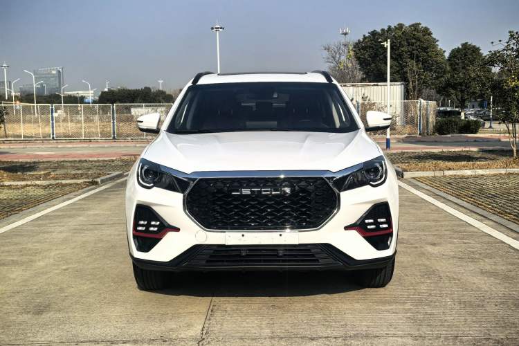 Used JETOUR X70 2023 1.5T DCT Overpass PRO+ Edition 7 Seats