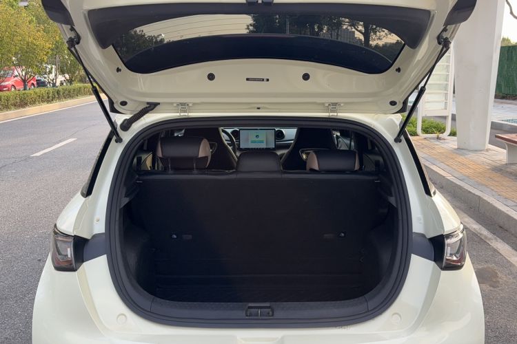 Used BYD Dolphin 2021 405 km Fashion Edition
