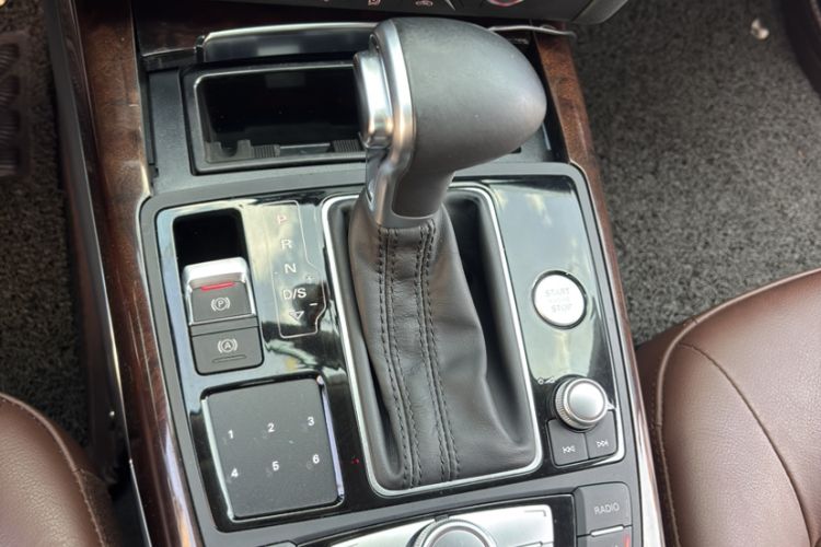 Used Audi A6L 2015 30 FSI Millionth Anniversary Comfort Model
