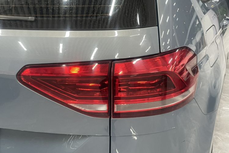 Used Volkswagen Touran 2018 Volkswagen Touran L 280TSI DSG Comfort Edition 7-seater