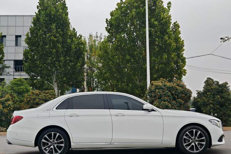 Used Mercedes-Benz E-Class 2018 Facelifted E 300 L Stylish Version
