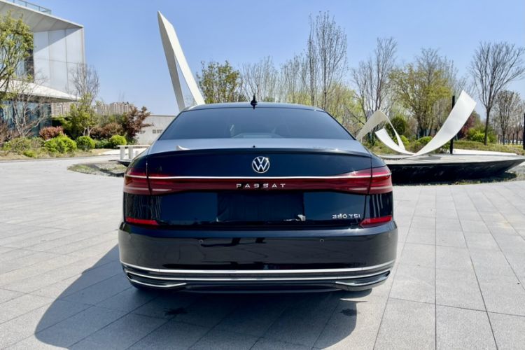 Used Volkswagen Passat 2024 380TSI Starry Luxury Edition