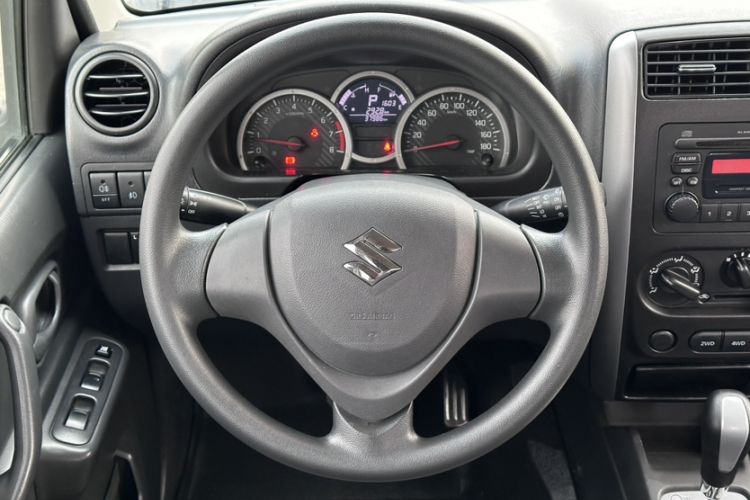 Used Suzuki Jimny 2015 1.3 AT JLX