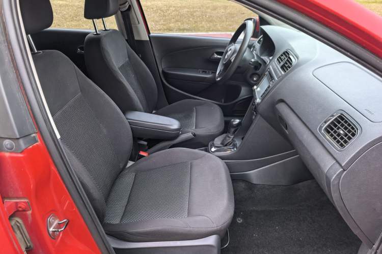 Used Volkswagen Polo 2013 1.6L Automatic Comfort Edition