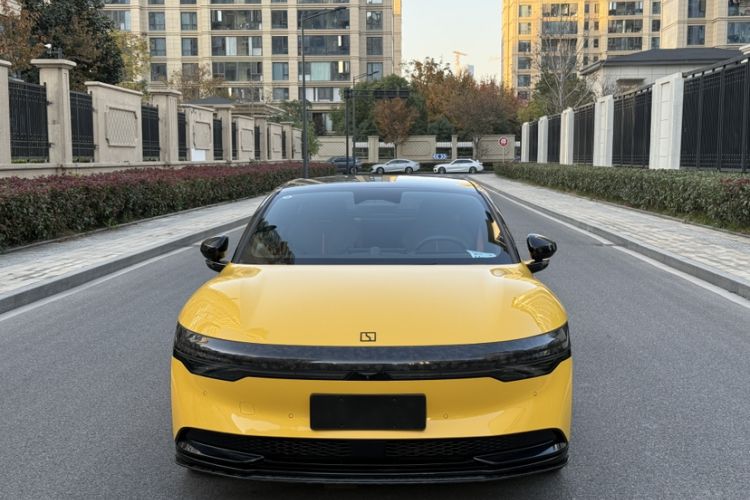 Used Zeekr 007 2024 Four-Wheel-Drive Performance Version 100 kWh
