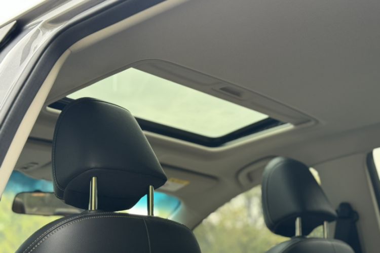 Used Chevrolet Monza 2022 320 Automatic Enjoyment Sunroof Version Headliner