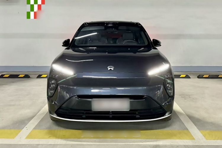 Used Nio ES8 2023 75 kWh

