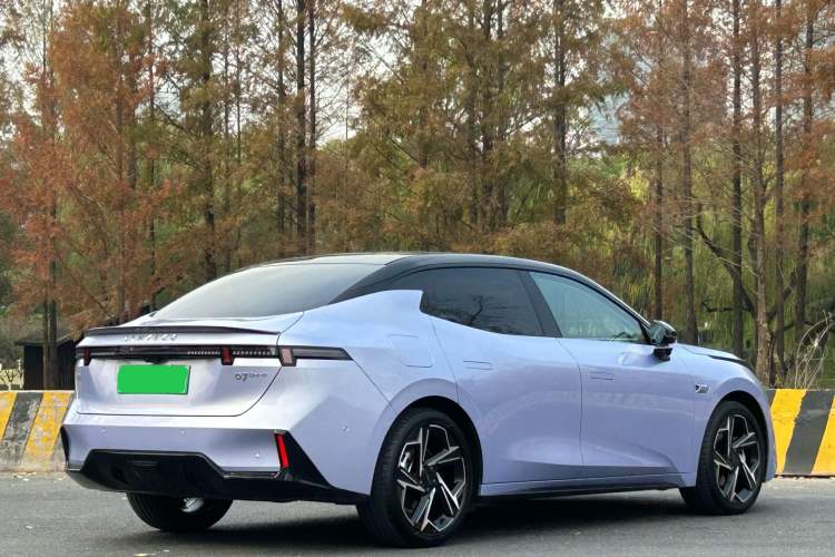 Used Lynk & Co 07 2024 EM-P 126 Long-Range Intelligent Driving Ultra
