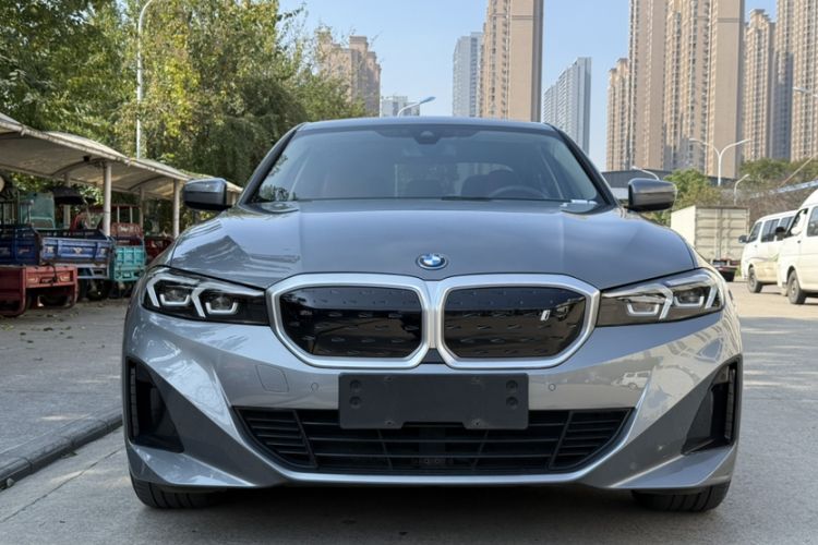 Used BMW i3 2024 eDrive 35 L
