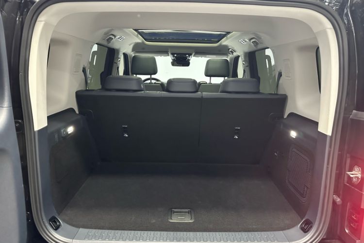 Used Formula Leopard Leopard 5 2023 Explore Edition
