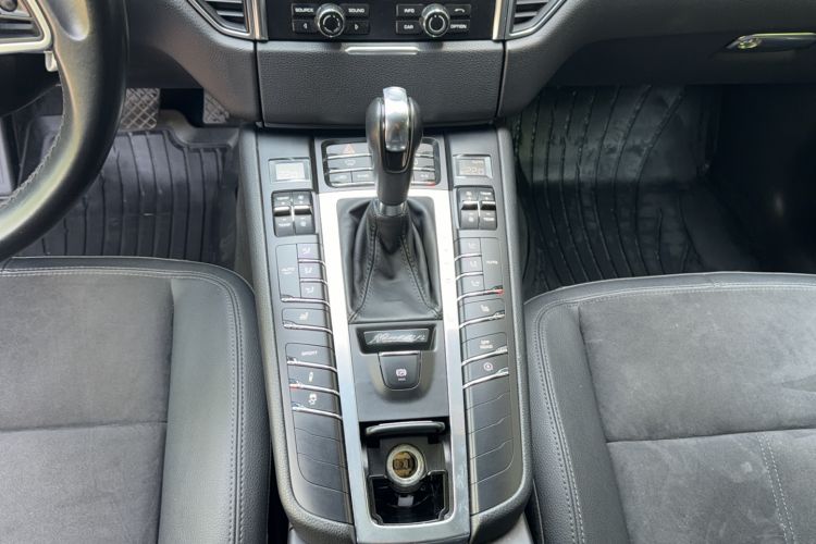 Used Porsche Macan 2014 Macan 2.0T
