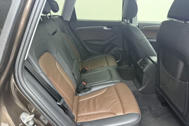 Used Audi Q5 2016 40 TFSI Comfort Model Interior 7