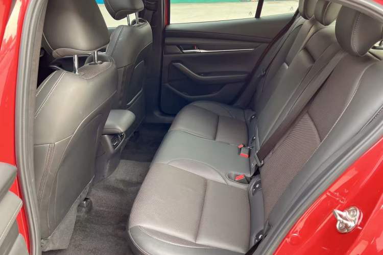 Used Mazda 3 Axela 2021 2.0L Automatic Zhi Rui Edition Interior 5