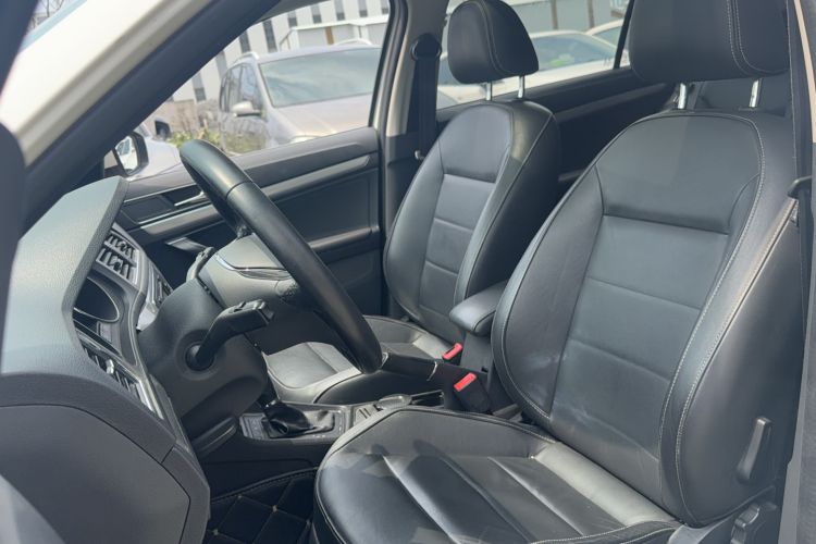 Used Volkswagen Gran Lavida 2015 1.6L Automatic Comfort Edition