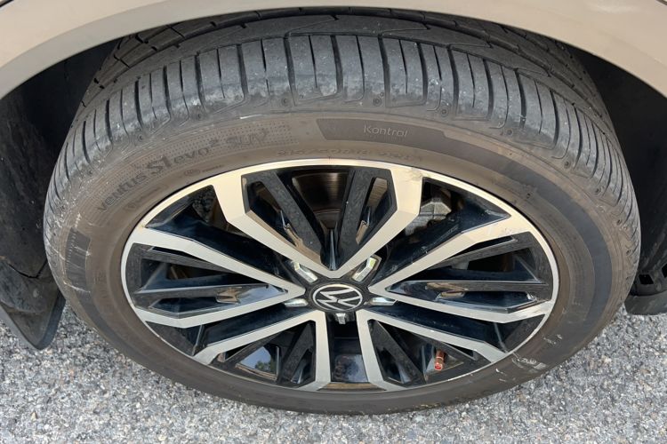 Used Volkswagen T-ROC 2021 280TSI DSG Two-Wheel Drive Comfort Connect Edition